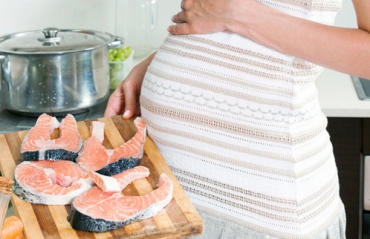Të hani peshk gjatë shtatëzënësisë: Cilat lloje janë të sigurta?